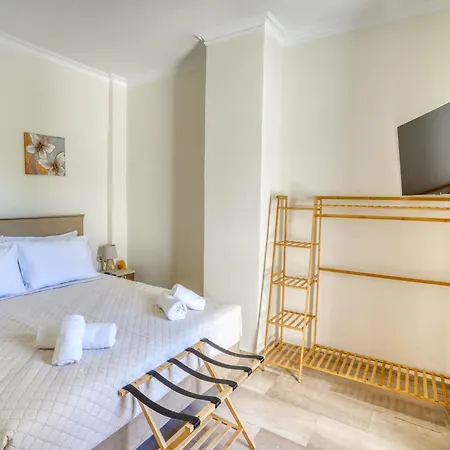Apartment Azure Seaside Living - Lambi